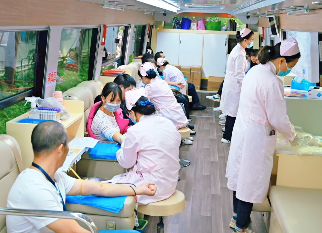 熱血鑄大愛——風(fēng)華高科榮獲肇慶市無償獻(xiàn)血工作表現(xiàn)突出單位?