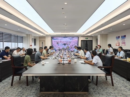 【向新而行】北京大學劉開輝教授一行到訪風華高科 共研電子材料關鍵技術