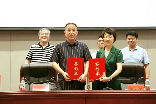 產(chǎn)業(yè)報(bào)國奮爭先，青春無悔譜新篇