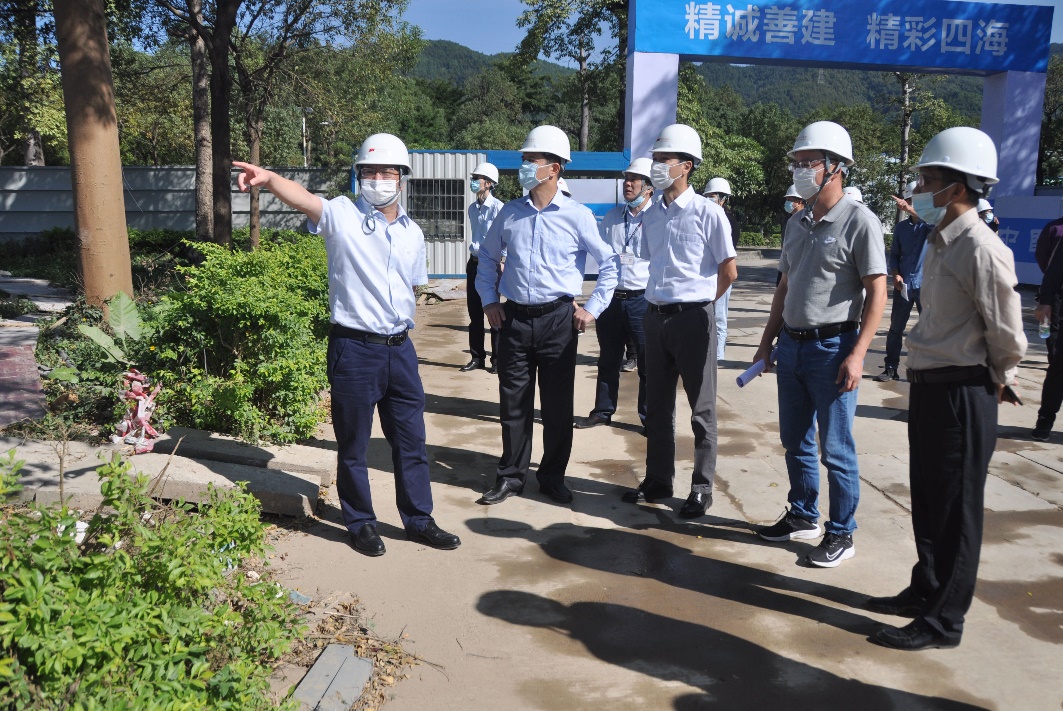 市領(lǐng)導(dǎo)到風(fēng)華高科開展增資擴(kuò)產(chǎn)專題調(diào)研